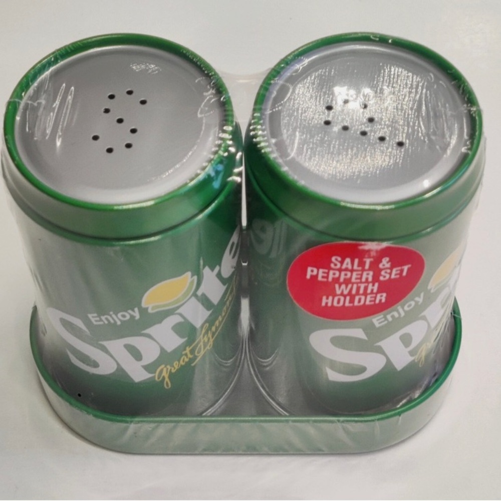 Sprite Salt & Pepper Set - Green - Picture 2 of 3